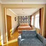 Life Apartment *