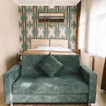 Life Apartment